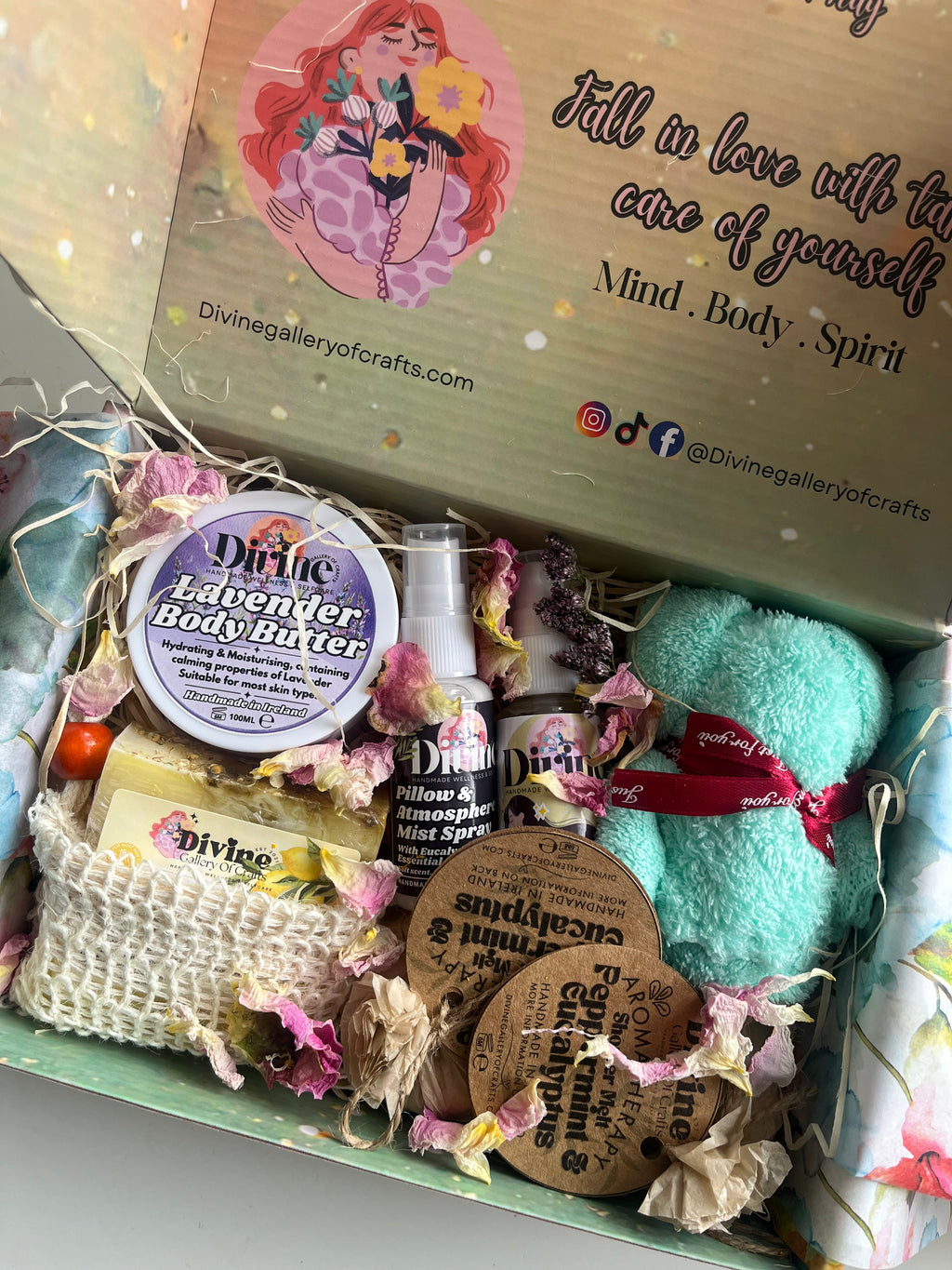 (PRE-ORDER - Festive Season) Self Care Mystery Box – Relaxation, Skincare & Wellness Surprise Gift Set